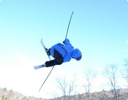 GGBigAirCompetition50ftjumpMistyDavidHudgikMarch2011CROPPED